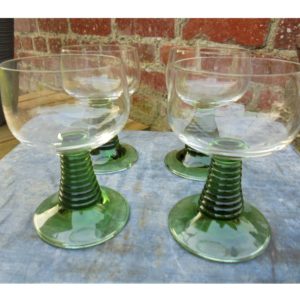 4 VERRES Vins d'Alsace pied spirale