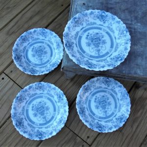 4 assiettes à soupe ARCOPAL