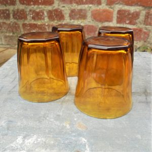4 verre VERECO ambre