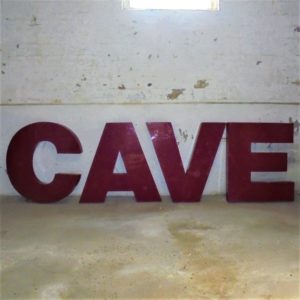 Lettres indus mot CAVE