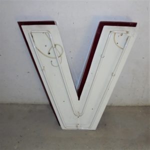 Lettres indus mot CAVE