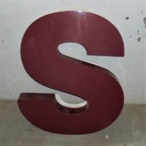 Grande lettre S