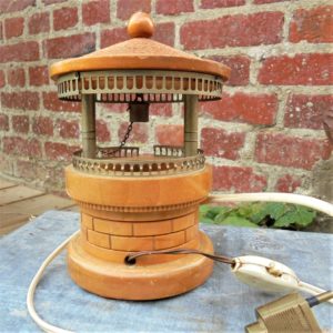 Lampe puit